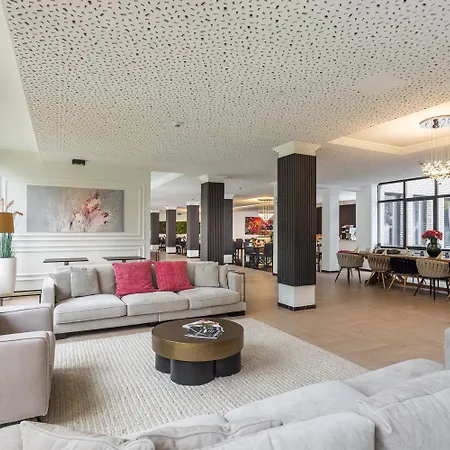 Apartment Salinenparc Design Budget *